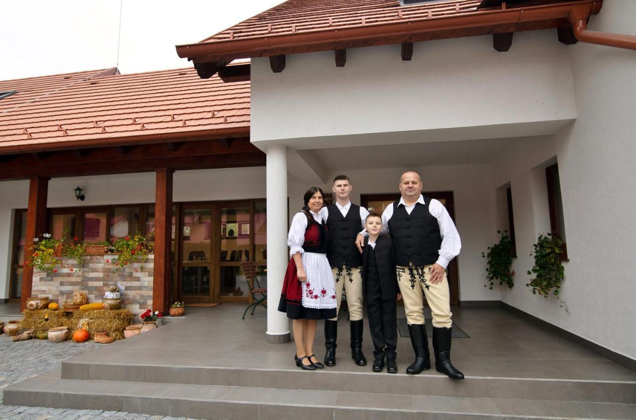 Patakmenti Panzio Spa Corund  Exterior photo