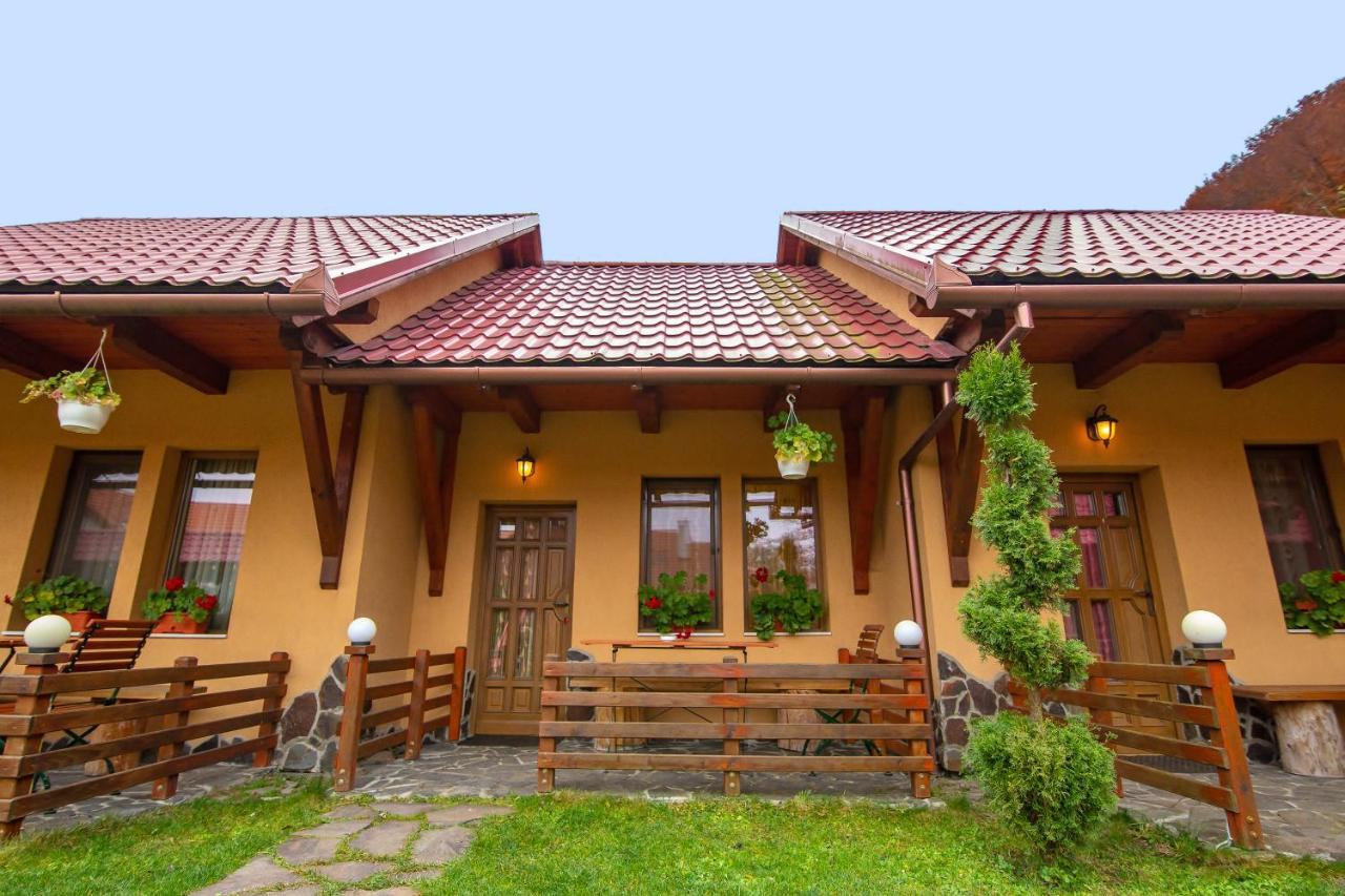 Patakmenti Panzio Spa Corund  Exterior photo