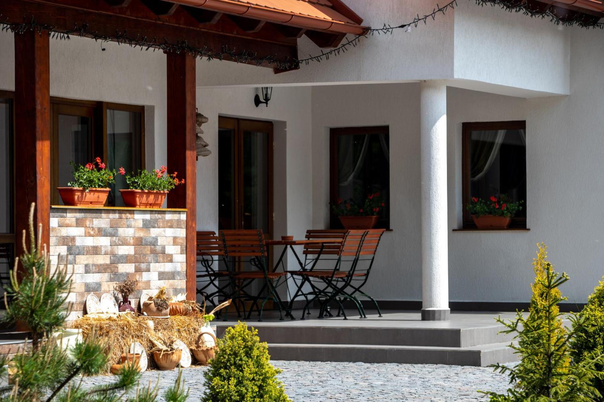 Patakmenti Panzio Spa Corund  Exterior photo